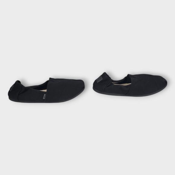 Toms Classic Canvas Slip On Shoe Size W 6.5 Black Minimalist Comfort Travel Chic - Picture 4 of 8